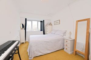 BEDROOM- click for photo gallery
